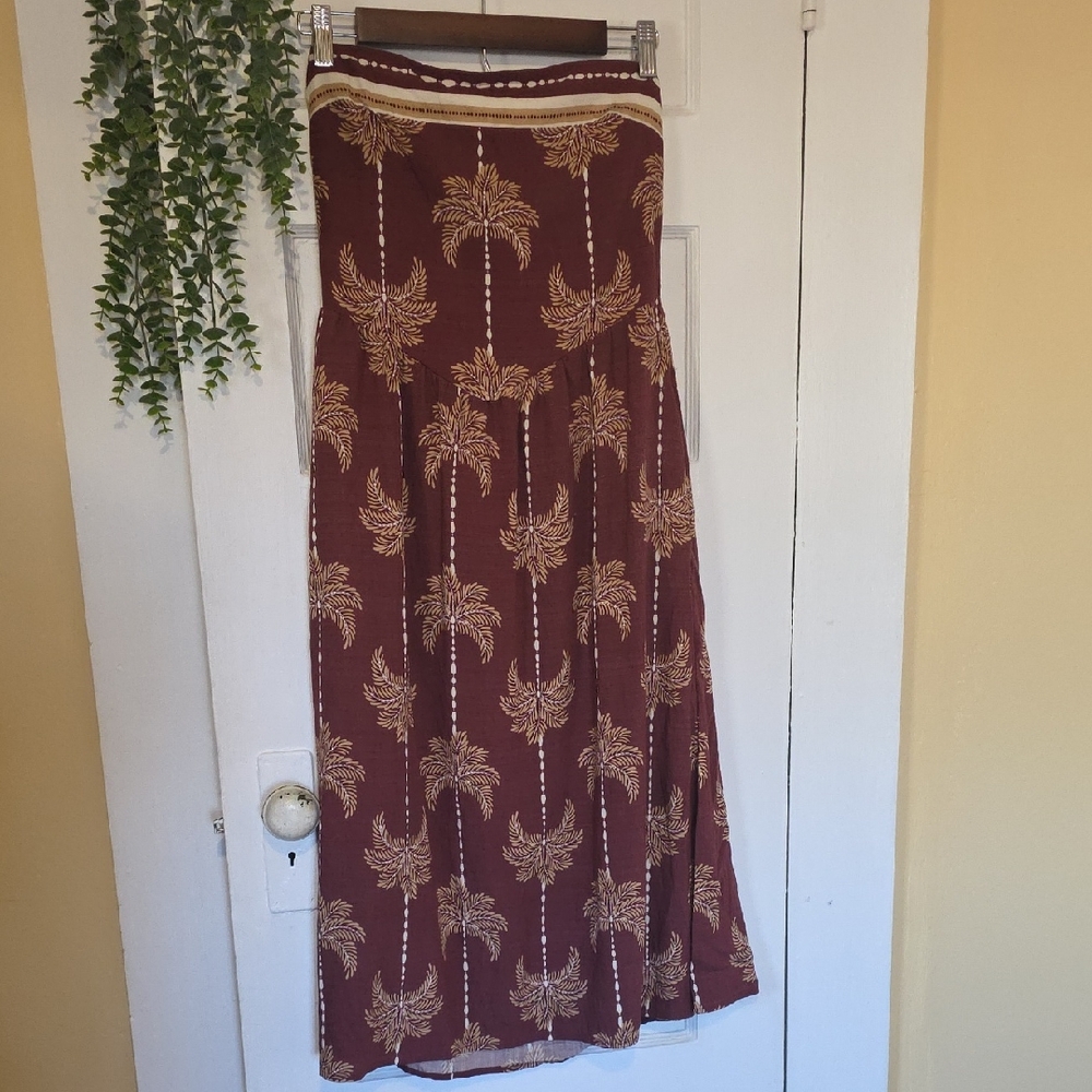 Elegant Print Maxi Dress